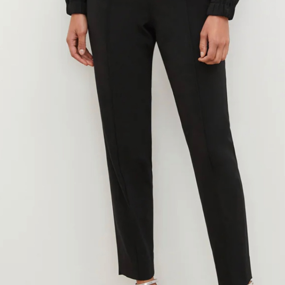 MM LaFleur- The Colby Pant - OrigamiTech - NEVER WORN - Size 6 - Black